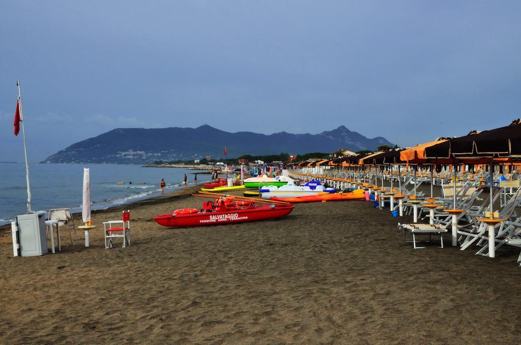 Hotel Anna Terracina Zewnętrze zdjęcie